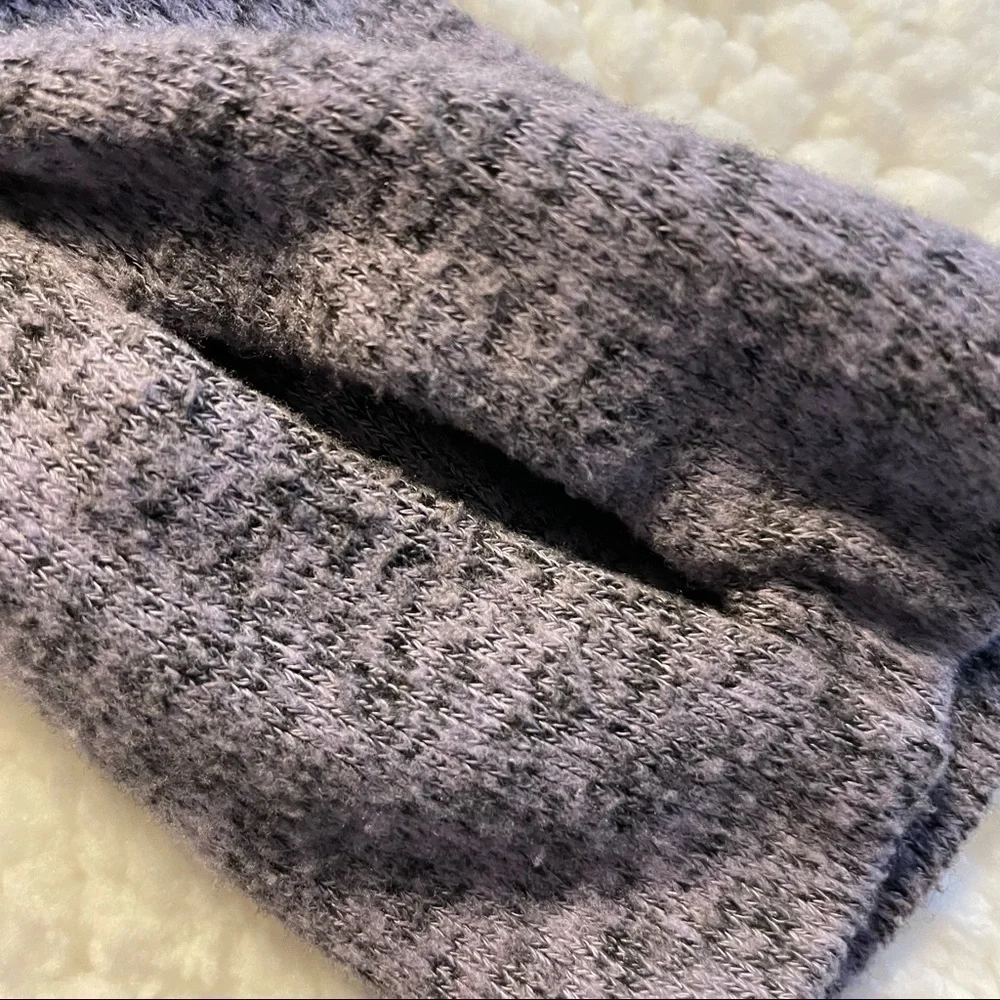 IDEOLOGY Sweatshirt, Medium - Picture 8 of 8